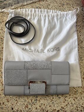Michael Kors Light Gray Patchwork Leather Clutch with Detachable Strap